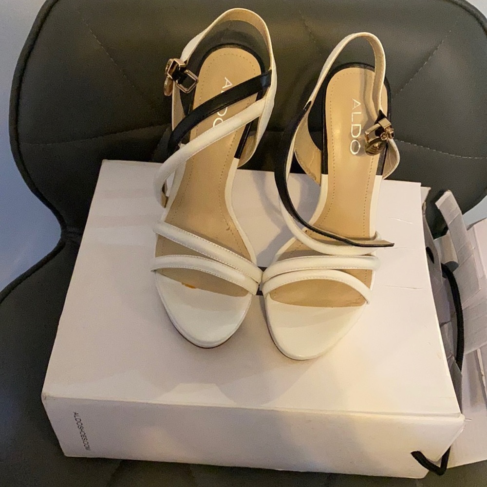Aldo Nomble heels white with black heel